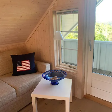 Vallestova By Norgesbooking - Cabin Close To The Sea בית נופש Bamble