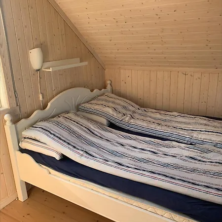 Vallestova By Norgesbooking - Cabin Close To The Sea בית נופש